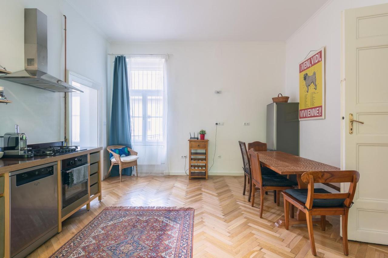 Bright & Spacious Loft With Basilica View Budapest Ngoại thất bức ảnh
